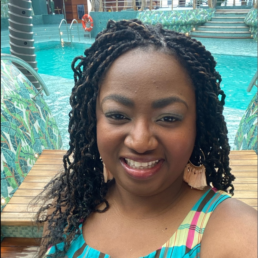 Meet your Posher, Dorly